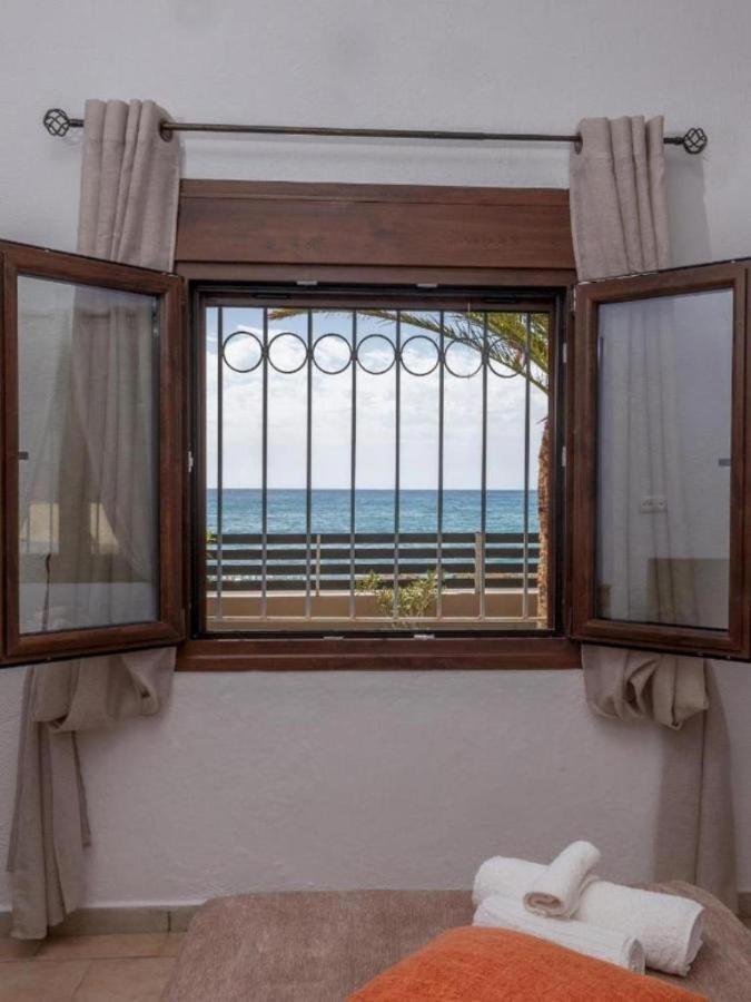 Atalanti Seaside Junior Suites Keratokambos Exterior foto