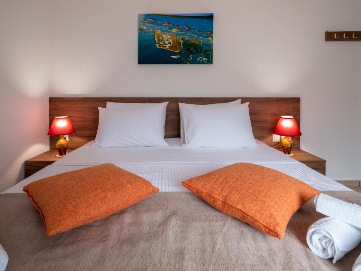 Atalanti Seaside Junior Suites Keratokambos Exterior foto
