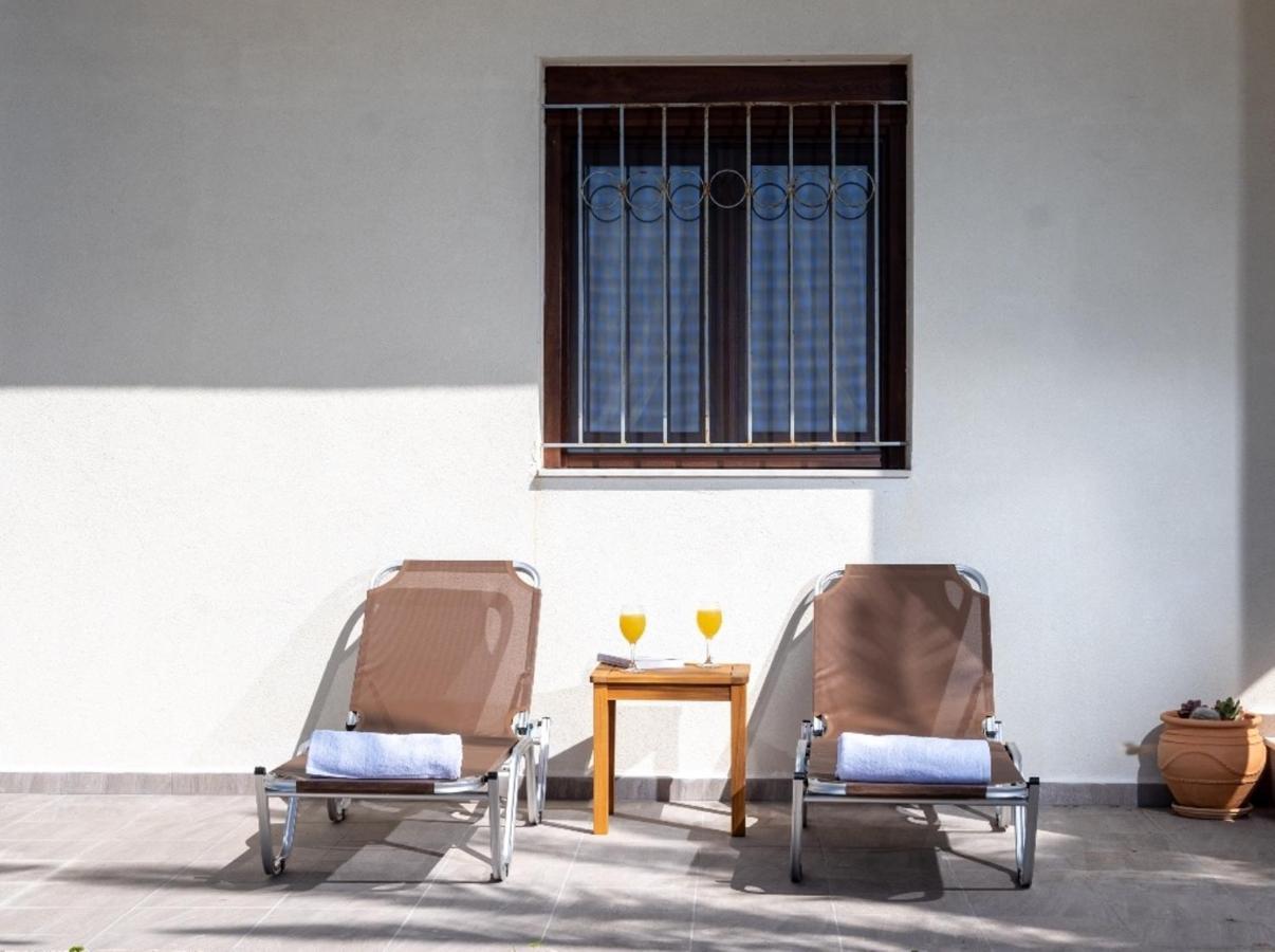 Atalanti Seaside Junior Suites Keratokambos Exterior foto
