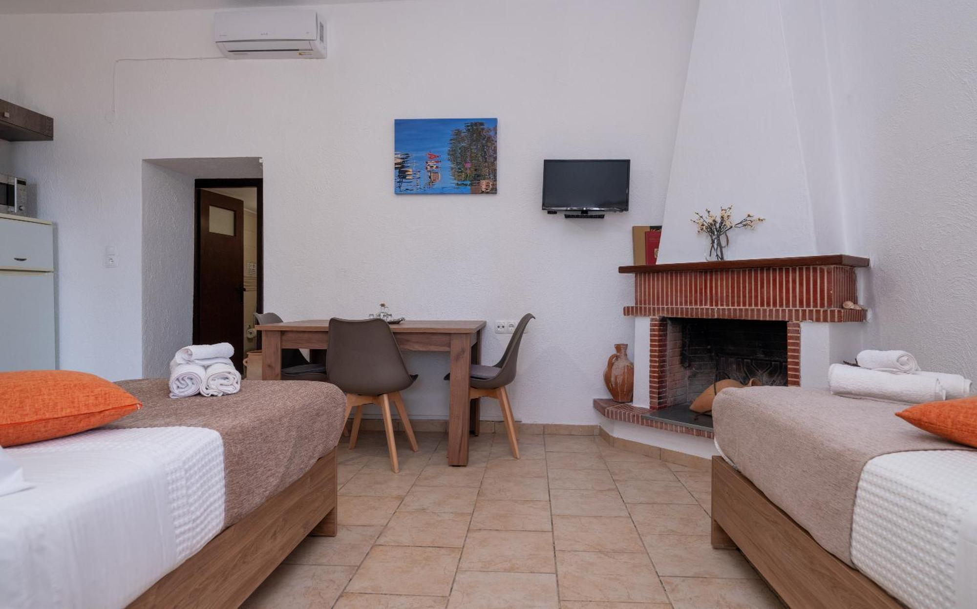 Atalanti Seaside Junior Suites Keratokambos Exterior foto